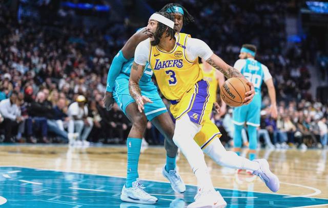 关于浓眉哥关键节点战术调整,湖人带队取胜!的信息 关于浓眉哥关键节点战术调整,湖人带队取胜!的信息